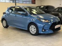 Usata Toyota Yaris Hybrid 92 CV (67 kW) 2021 Azzurro Berlina