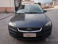 Usata Ford Focus 90 CV (66 kW) 2007 Grigio Berlina