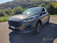 Usata Ford Kuga ST-Line 120 CV (88 kW) 2022 Grigio SUV