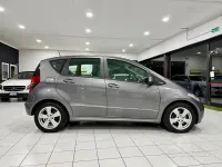 Usata Mercedes A180 Avantgarde 116 CV (85 kW) 2012 Grigio Utilitaria