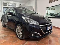Usata Peugeot 208 Allure 75 CV (55 kW) 2017 Viola Utilitaria