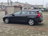 Usata Volvo V60 Dynamic 120 CV (88 kW) 2016 Grigio Station wagon