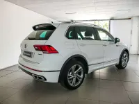 Usata VW Tiguan R-line 150 CV (110 kW) 2021 Pure white SUV