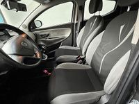 Usata Lancia Ypsilon Gold 69 CV (50 kW) 2013 Grigio Utilitaria