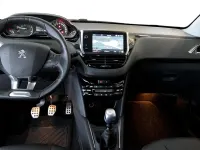 Usata Peugeot 208 102 CV (75 kW) 2019 Bianco Utilitaria