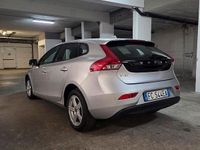 Usata Volvo V40 Momentum 120 CV (88 kW) 2016 Berlina