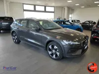 Usata Volvo V60 CC 197 CV (144 kW) 2023 Grigio Station wagon