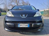 Usata Peugeot 107 Urban Move 68 CV (50 kW) 2008 Nero Utilitaria