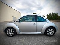 Usata VW Beetle 101 CV (74 kW) 2003 Grigio Utilitaria