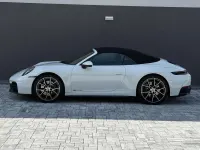Usata Porsche 992 394 CV (289 kW) 2024 Bianco Cabrio