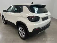 Usata Jeep Avenger Altitude 101 CV (74 kW) 2024 Bianco SUV