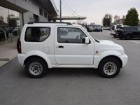 Usata Suzuki Jimny 86 CV (63 kW) 2010 Bianco SUV