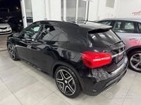 Usado Mercedes GLA200 Premium 136 CV (100 kW) 2016 Negro SUV