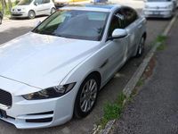 Usata Jaguar XE Prestige 180 CV (132 kW) 2015 Bianco Berlina