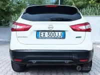 Usata Nissan Qashqai Tekna 110 CV (80 kW) 2014 Bianco SUV