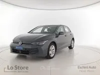 Usata VW Golf VIII Life 116 CV (85 kW) 2025 Dolphin grey metallizzato Berlina