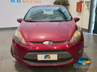 Usata Ford Fiesta 82 CV (60 kW) 2009 Rosso Berlina