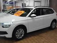 Usata Skoda Kamiq Ambition 95 CV (69 kW) 2022 Bianco magnolia / pastello SUV