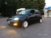 Usata Mazda 2 68 CV (50 kW) 2006 Nero Utilitaria