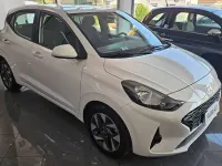 Usata Hyundai i10 67 CV (49 kW) 2024 Bianco Utilitaria