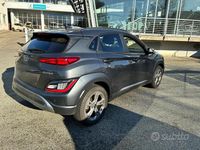 Usata Hyundai Kona Style 120 CV (88 kW) 2021 Gray SUV