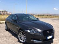 Usata Jaguar XF 241 CV (177 kW) 2011 Grigio Berlina