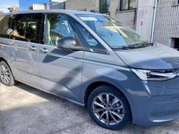 Nieuw VW T7 Style 150 PK (110 kW) 2025 Grijs Van