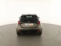 Usata Toyota Yaris Lounge 131 CV (96 kW) 2024 Oro Utilitaria