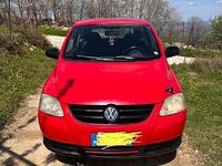 Usata VW Fox 54 CV (39 kW) 2006 Rosso Utilitaria