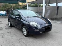 Usata Fiat Punto Street 77 CV (56 kW) 2014 Blu Utilitaria