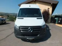 Usata Mercedes Sprinter 150 CV (110 kW) 2024 Viola Furgone