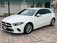 Usata Mercedes A180 Business 116 CV (85 kW) 2019 Bianco Berlina