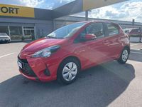 Usata Toyota Yaris Cool 72 CV (52 kW) 2019 Rosso Berlina