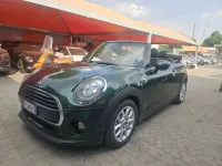 Usata Mini Cooper D Cabriolet Hype 116 CV (85 kW) 2016 Verde Cabrio