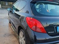Usata Peugeot 207 150 CV (110 kW) 2007 Berlina