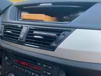 Begagnad BMW X1 143 HK (105 kW) 2013 Grå SUV