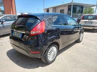 Usata Ford Fiesta 68 CV (50 kW) 2009 Grigio Utilitaria