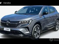 Usata Renault Austral Equilibre 131 CV (96 kW) 2023 Grigio scuro SUV