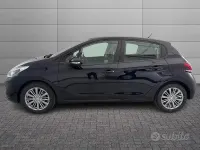 Usata Peugeot 208 Allure 83 CV (61 kW) 2019 Bluazzurro Utilitaria