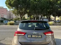 Usata Hyundai ix20 124 CV (91 kW) 2016 Nero Utilitaria