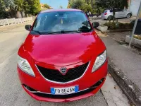 Usata Lancia Ypsilon 85 CV (62 kW) 2016 Rosso Utilitaria
