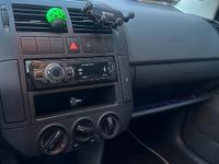 Usata VW Polo 64 CV (47 kW) 2004 Grigio Utilitaria