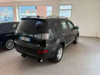 Usata Mitsubishi Outlander Invite 140 CV (102 kW) 2009 Nero SUV