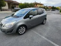 Usata Opel Meriva 95 CV (69 kW) 2011 Grigio Monovolume