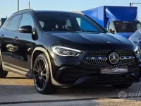 Usata Mercedes GLA200 Premium 150 CV (110 kW) 2022 Nero SUV