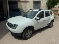 Usata Dacia Duster Ambiance 101 CV (74 kW) 2015 Bianco SUV