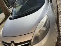 Usata Renault Scenic E-Tech LIMITED 110 CV (80 kW) 2015 Station wagon