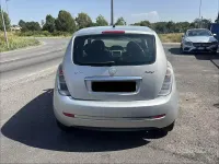 Usata Lancia Ypsilon 75 CV (55 kW) 2007 Grigio Utilitaria