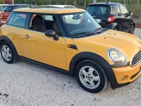 Usata Mini ONE 75 CV (55 kW) 2009 Giallo Utilitaria