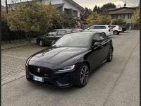Usata Jaguar XE R-Dynamic 180 CV (132 kW) 2019 Blu Berlina